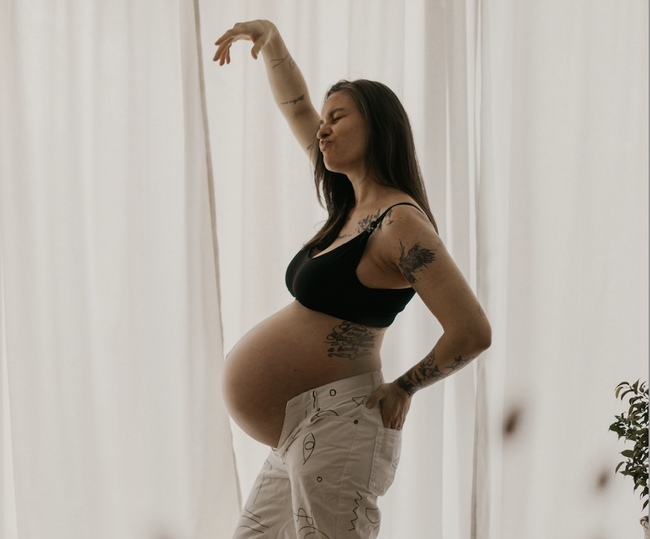Pregnancy Dance I Parentally